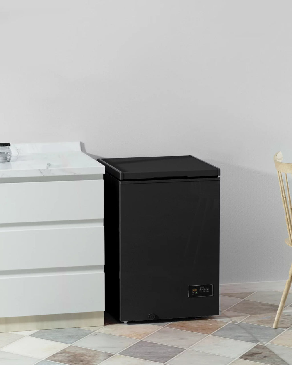 3.5 Cu Ft Chest Freezer with 2 Removable Baskets P5809