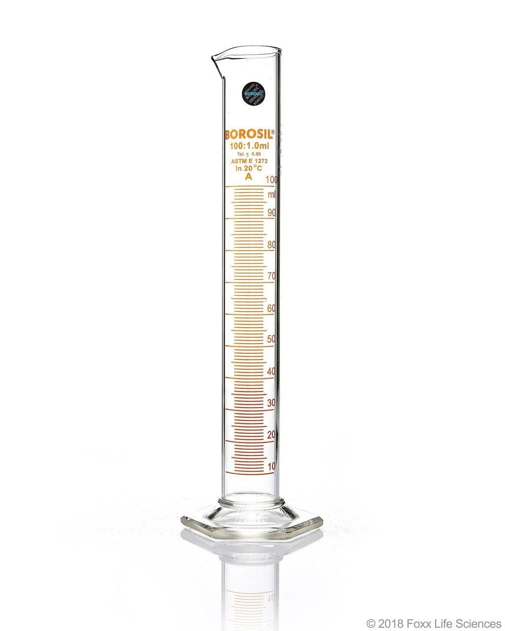 100ml Graduated Cylinders with Pour Spout S7220