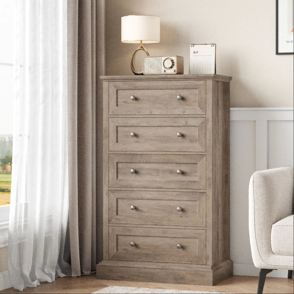 5 Drawer Wood Dresser Y77231