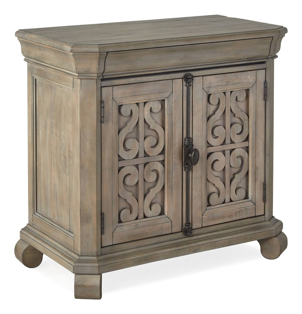 Bachelor Chest Y712178