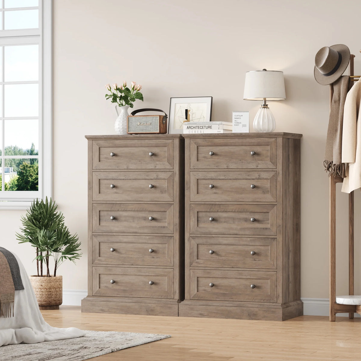 5 Drawer Wood Dresser Y77231