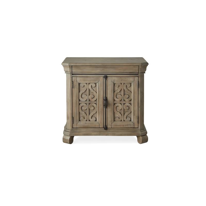 Bachelor Chest Y712178