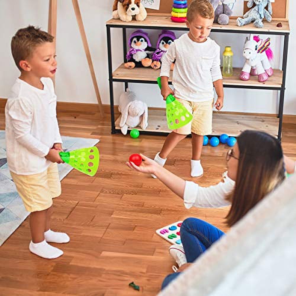 Pop-Pass-Catch Ball Game with 4 Catch Launcher Baskets and 6 Balls L837133