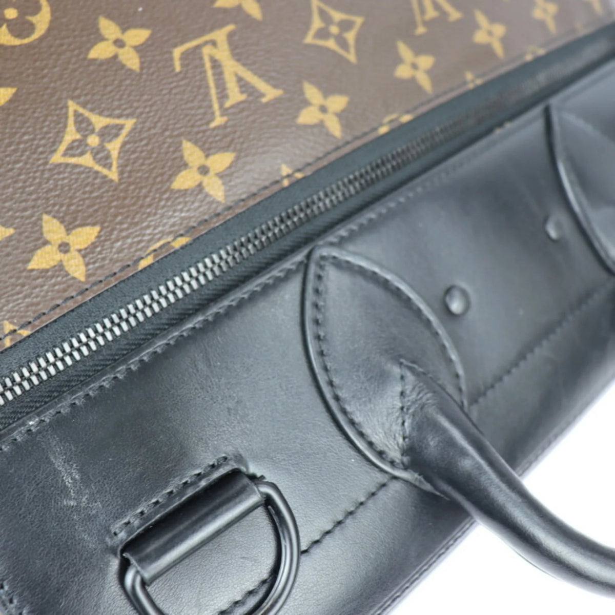 Pre-Owned Monogram Canvas Leather Shoulder Bag O793