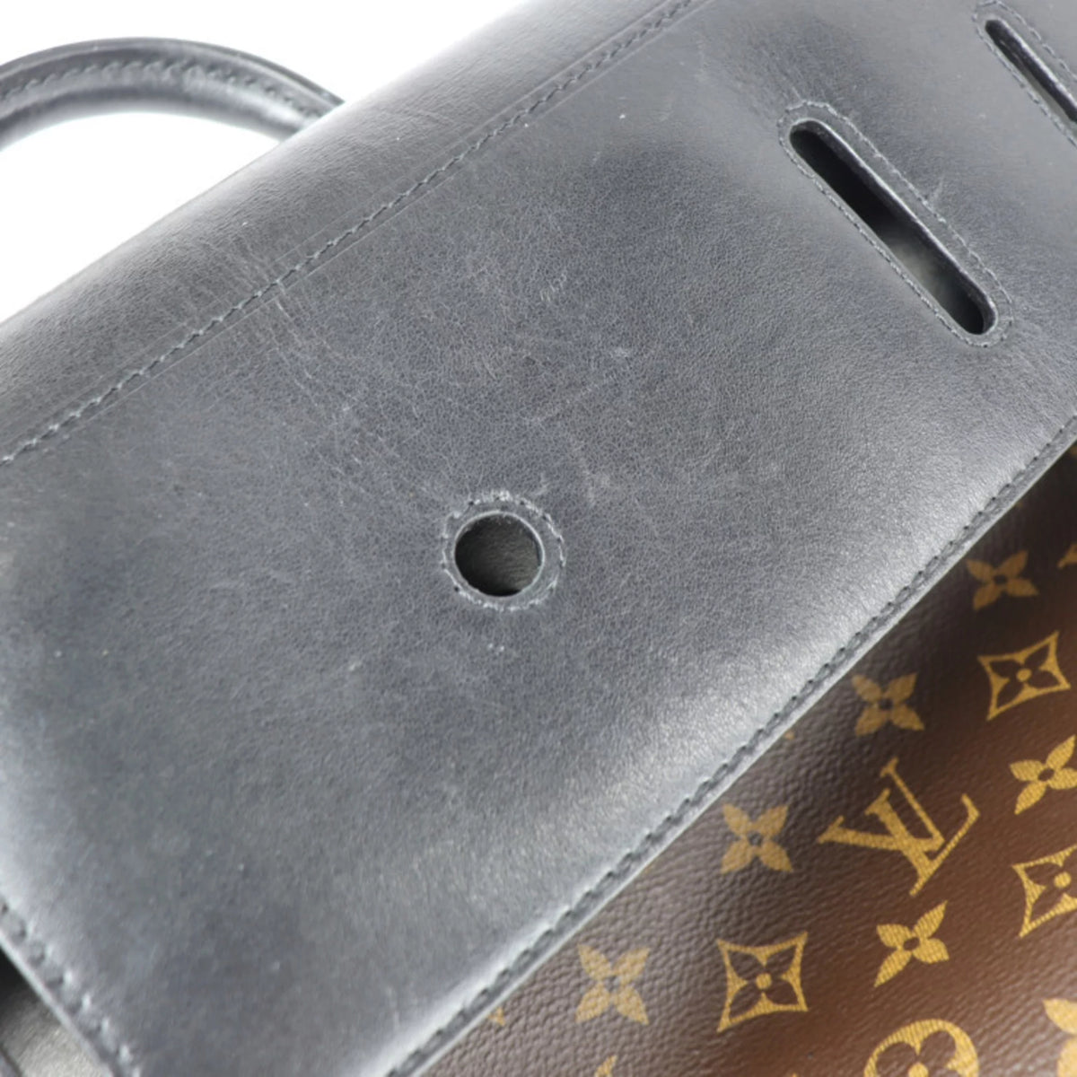 Pre-Owned Monogram Canvas Leather Shoulder Bag O793