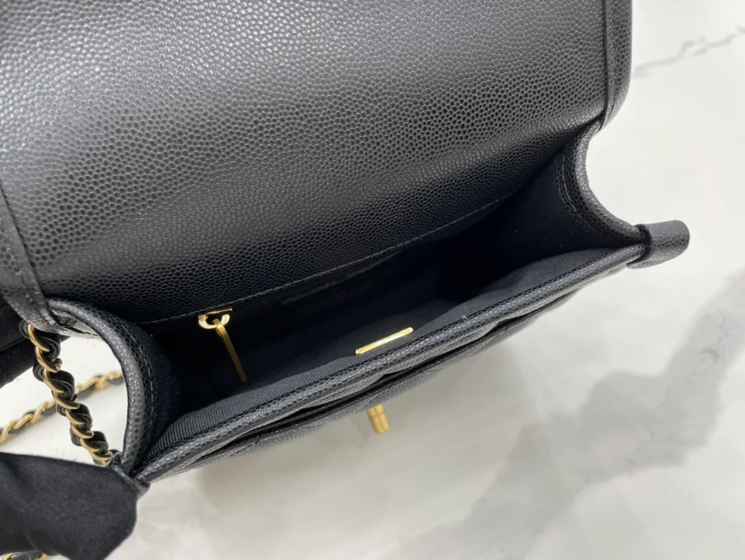 Black Flap Bag U15774