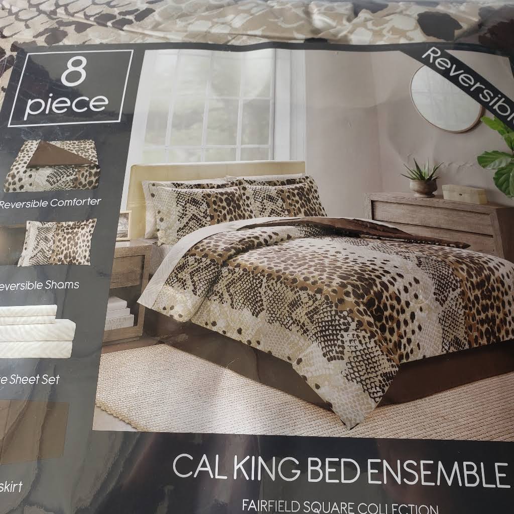 Brown Comforter M99761