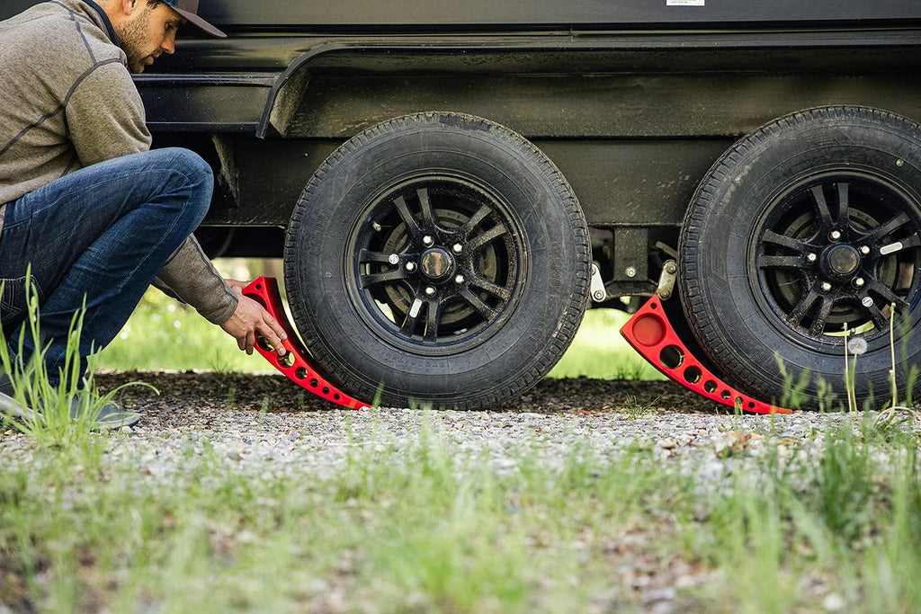 2-Pack Camper Levelers with 4 Pack of Roasting Stix T834