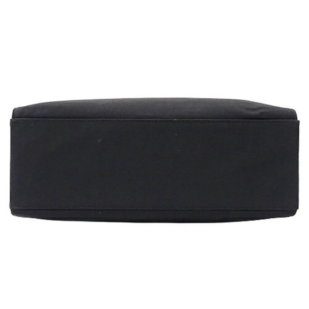 Pre-Owned Nylon Black Bamboo Handbag M990