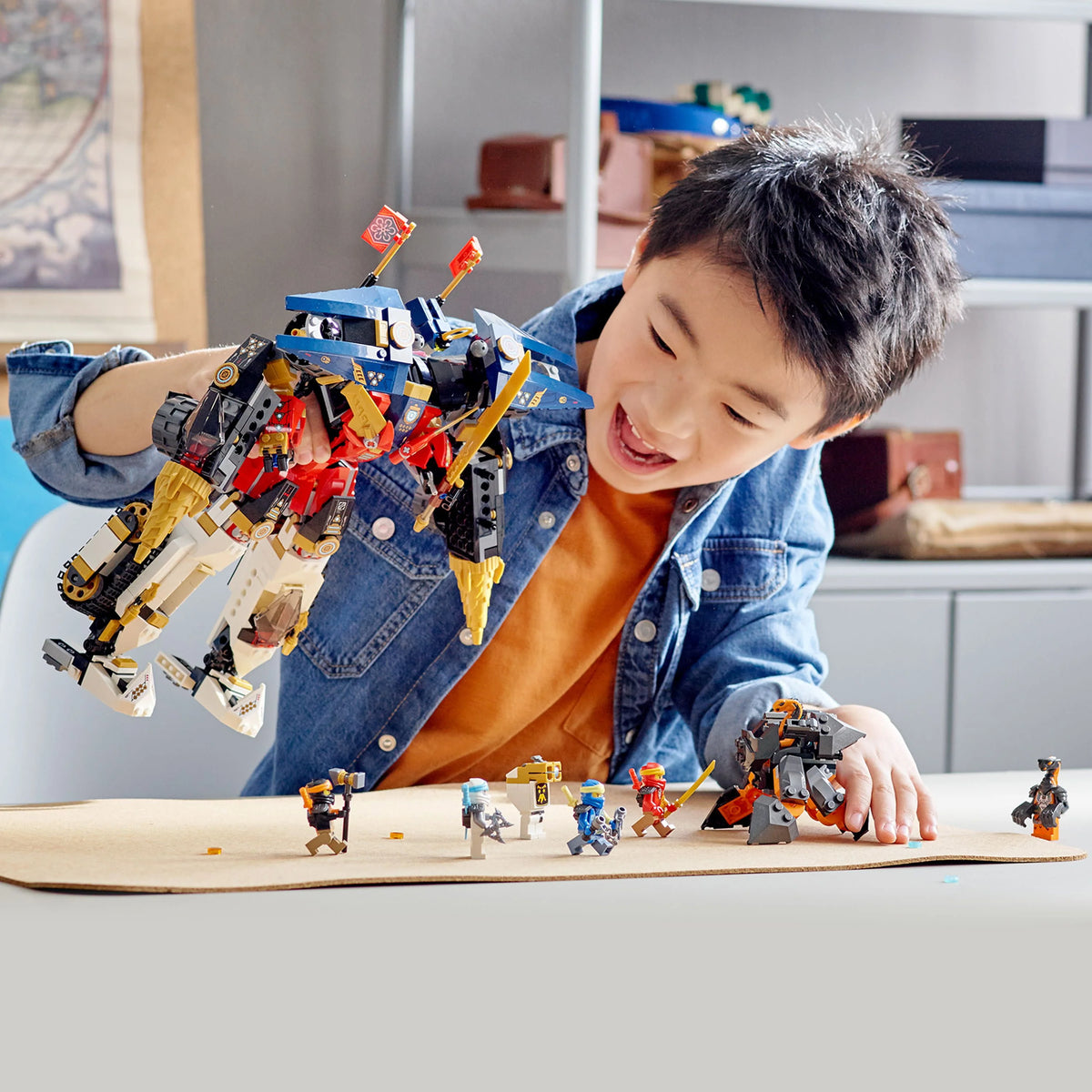 4 in 1 Mech Set with Toy Car, Jet Plane and Tank Toys plus 7 Minifigures H986
